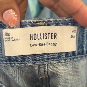 Hollister Low-Rise Baggy Jeans - Light Denim Blue